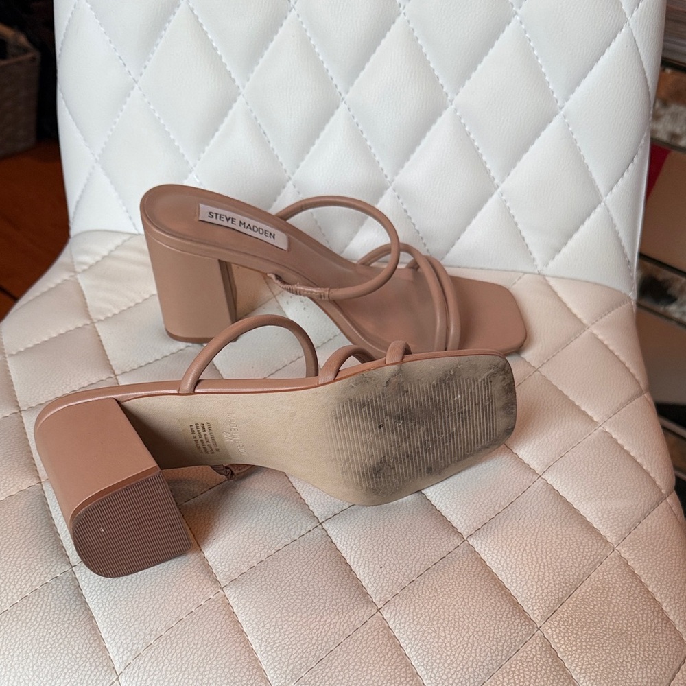 Steve Madden Nude Strappy Block Heels - Picture 3 of 5